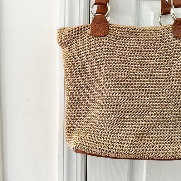 The Sak Solid Beige Crochet Cambria Shoulder Tote Top Zip Rope Straps Tan Trim - Picture 3 of 8